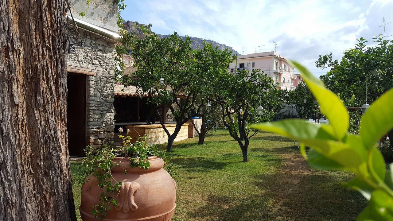 Villa Esmeralda Amantea Bagian luar foto